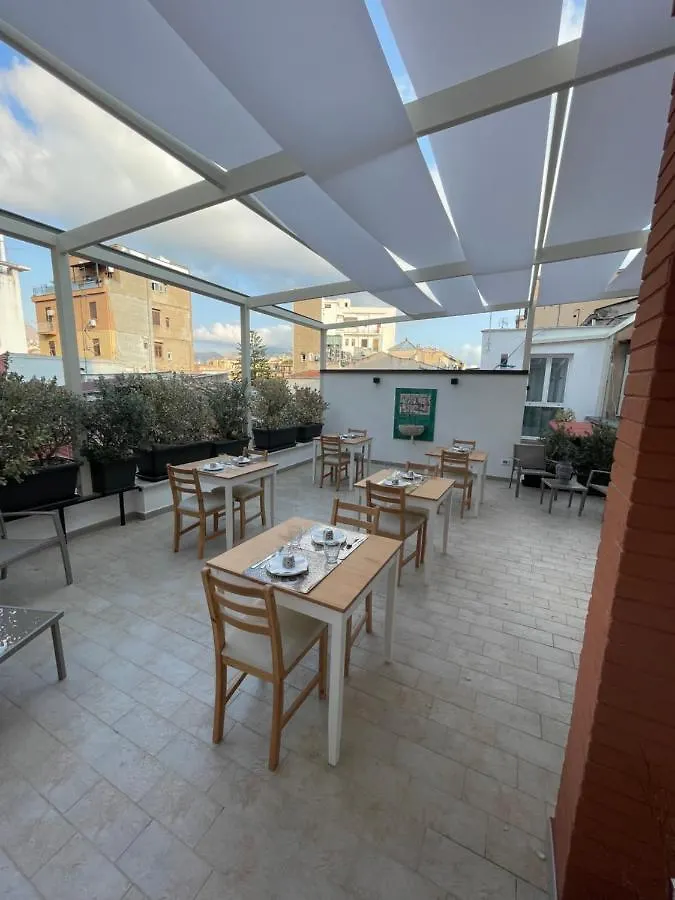 Le Cinque Stanze Palermo Room&Breakfast Guest house